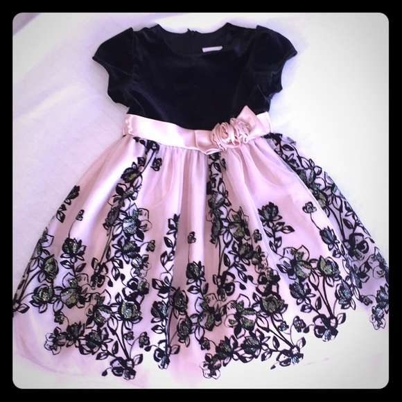 Jayne Copeland Other - 🤩Girls Size 6 Special Occasion Dress🎄